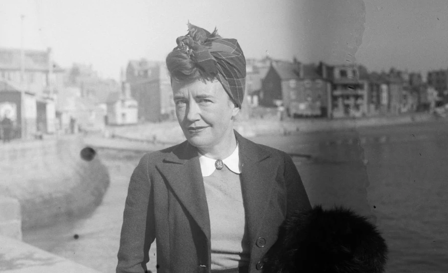 Eileen Tate